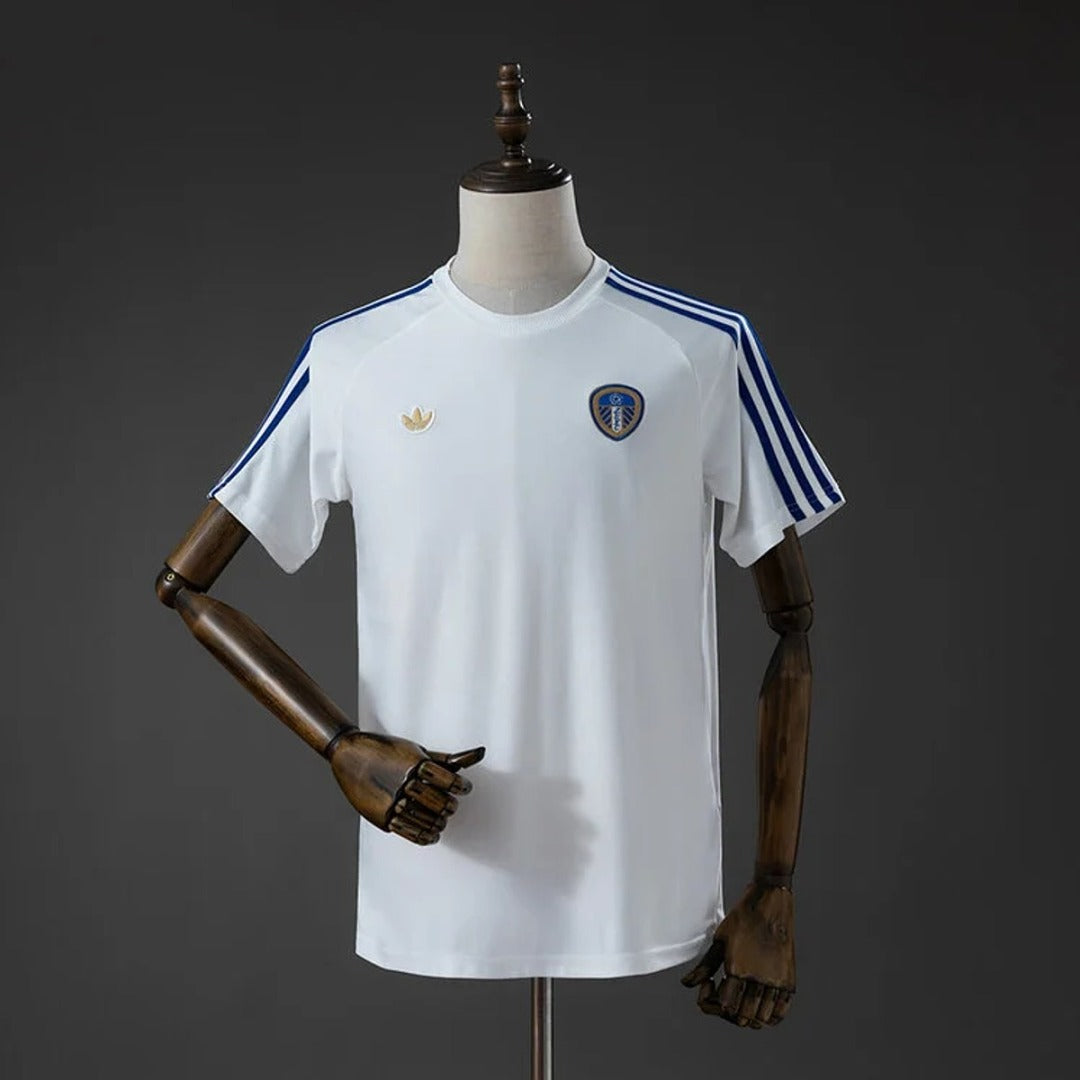 Camisa Leeds United Terrace Icons Branca 26/27 - Adidas Torcedor Masculina