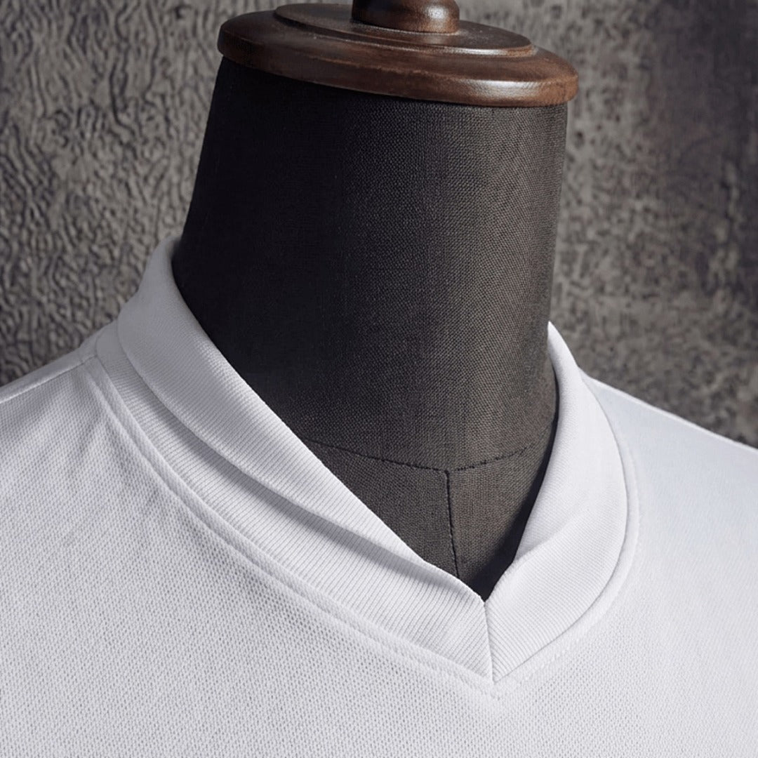 Camisa Tottenham Edição Comemorativa Branca 26/27 Manga Longa - Nike Torcedor Masculina