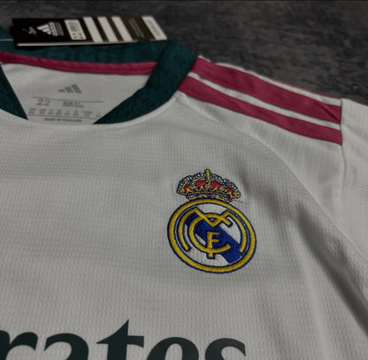 Kit Infantil Real Madrid Home 26/27